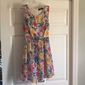 Flower pattern dress